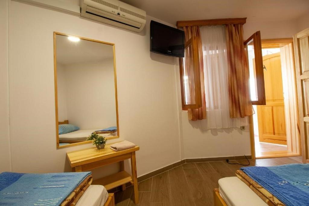 Bed And Breakfast Jadran Неум Екстериор снимка