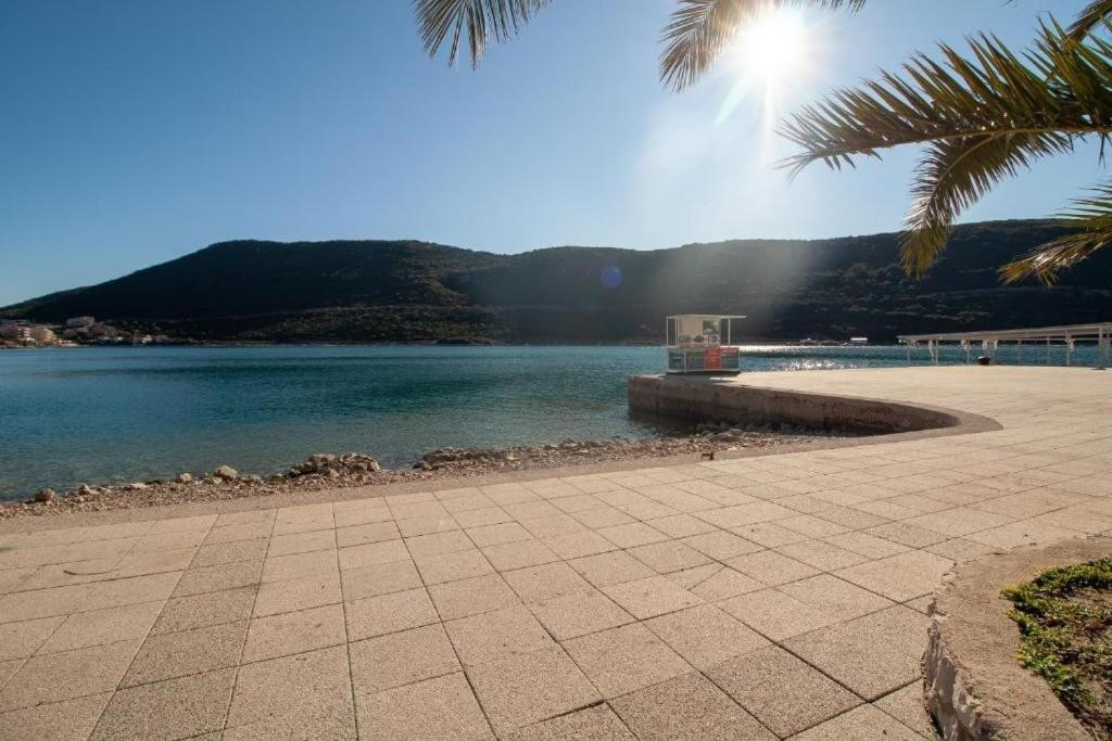 Bed And Breakfast Jadran Неум Екстериор снимка